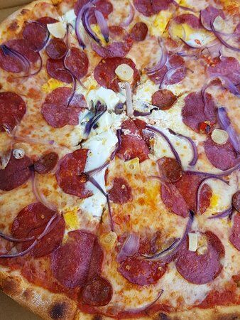 Pizza Luigi